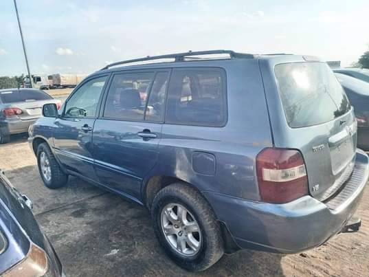 A picture of 2006 Toyota Highlander Sports