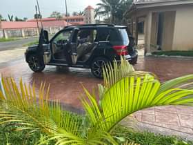 A picture of KinzzyAuto s LTD 08109018982 17 000 000 Refer and earn