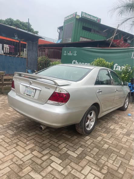 A picture of Neatly Used Registered 2004 Toyota Camry LE