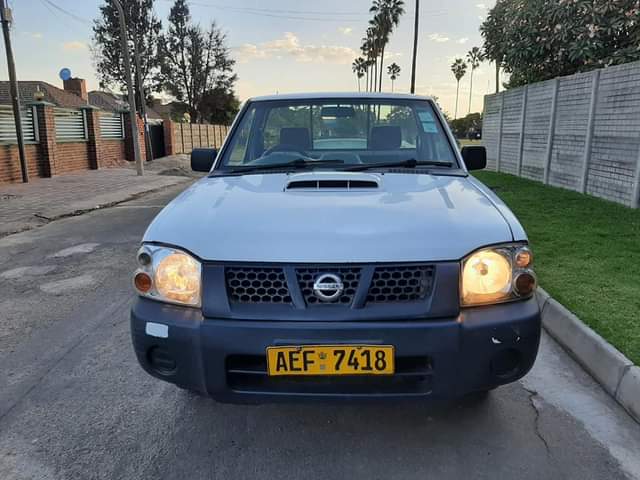 used nissan hardbody