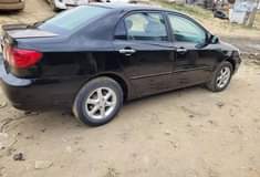 A picture of Toyota Corolla Le 06