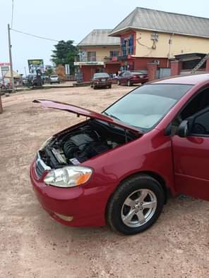 A picture of Toyota Corolla 2004 model everything is working perfectly well buy