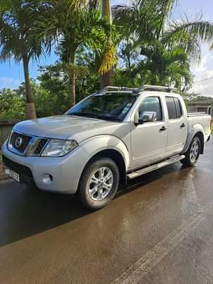 nissan navara