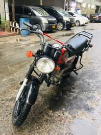 A picture of Boxer namba CYE 125 imenyooka sh 1300000 call 0655789938
