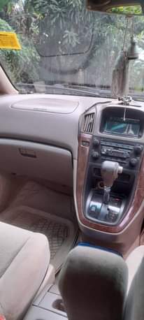 A picture of Toyota Harrier