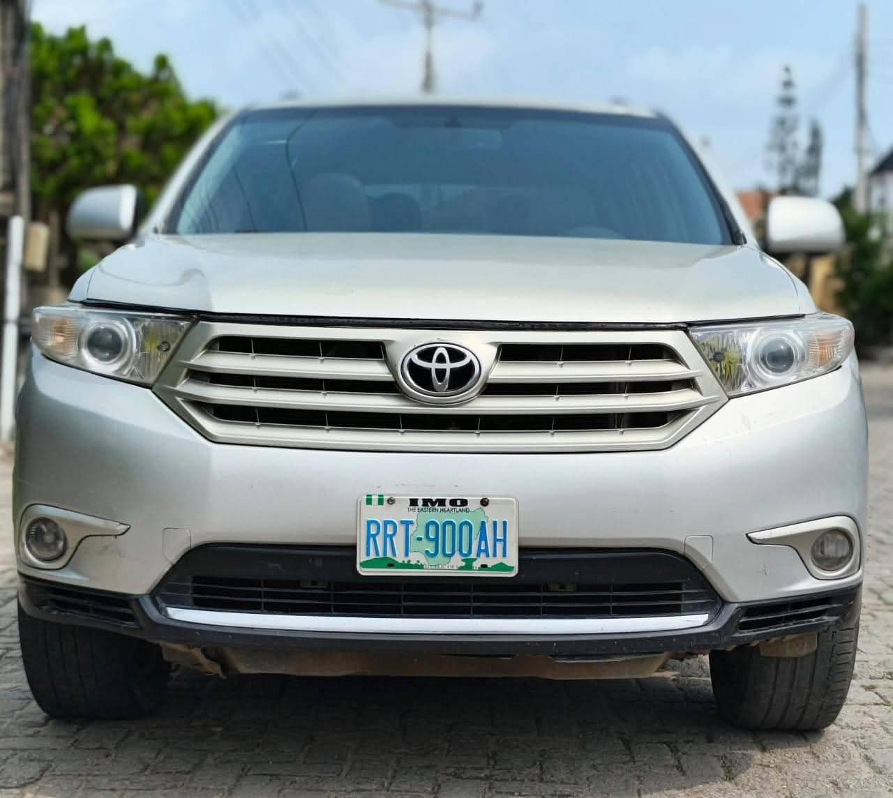 A picture of 2012 Clean toyota highlander