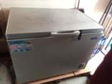 A picture of Frizer Lita 300 inagandisha sana Bado jipya mno Bei 650000