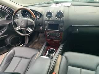 A picture of 2011 Mercedes GL450