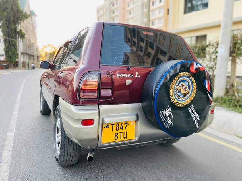 A picture of Price bei 8.9m Contact 0712827933 RAV4 L FOR SALE BTU