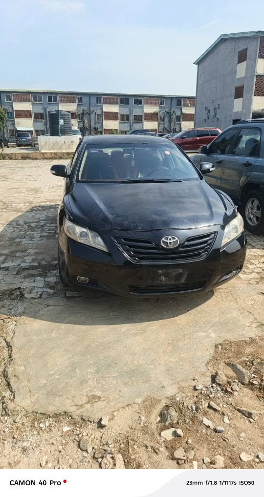 A picture of Toyota Camry 08