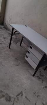 A picture of Casual furniture Four table zimazofanana
