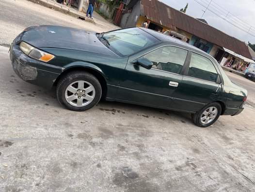 A picture of HOTTEST DEAL Extremely clean Toyota Camry ting light Please come