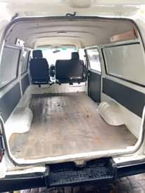 A picture of 2001 Ford 2001