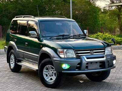 A picture of Toyota Landcruiser prado 1Kz diesel