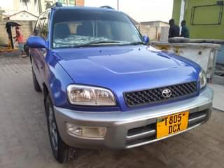 A picture of TOYOTA RAV 4