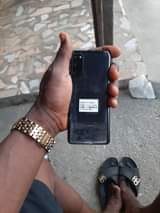 A picture of Samsung galaxy S20 5g