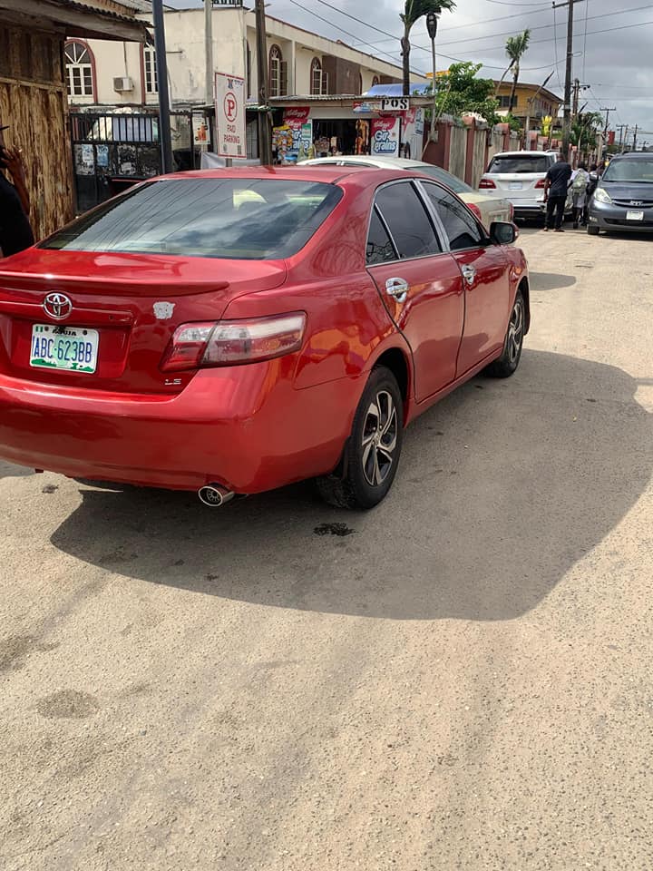 A picture of Toyota Camry 08
