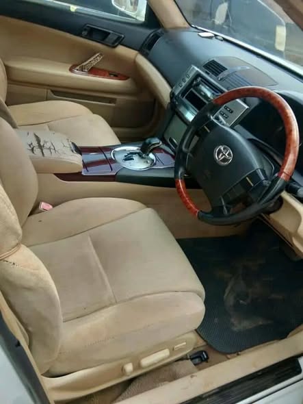 A picture of MARK X 9 5M CALL 0701488581 WHAT S APP 0776417404