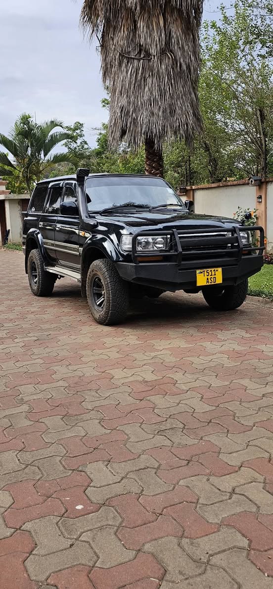 A picture of Land Cruiser Vx for Sale