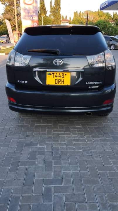 A picture of Toyota harrier