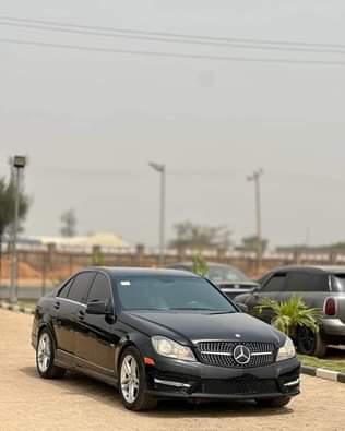 A picture of C300 4matic