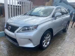 A picture of Registered Extraordinary super sharp 2011 LX Rx350 in pristine working