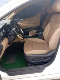 A picture of SMARTAUTOS BELGIUM GRADE HYUNDAI SONATA 2013 MODEL Panoramic roof Engine