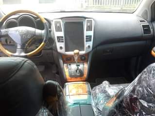 A picture of FORIEGN USED RX 2008