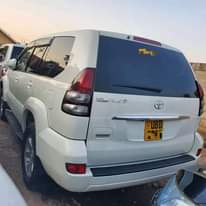 A picture of Prado TX 2006 65M