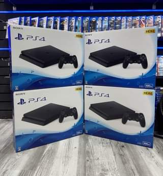 A picture of PlayStation 4 slim