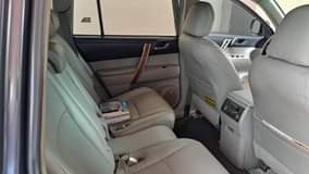 A picture of Toyota Highlander 2009 Upgraded to 2012 Buy and Drive Super