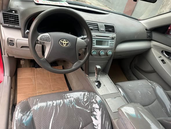 A picture of Tokunbo Toyota Camry 2008