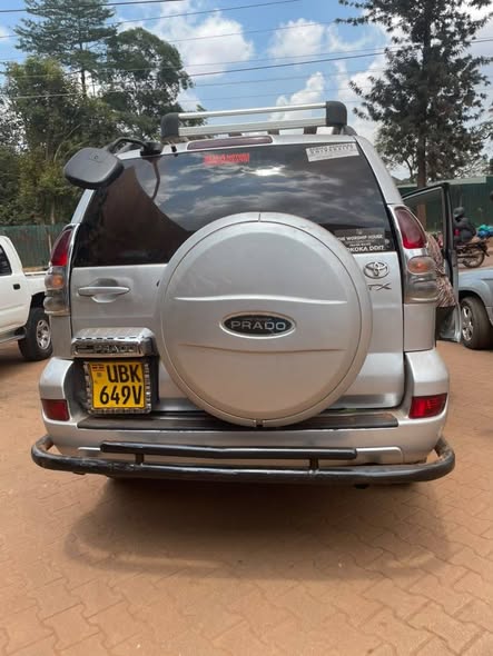 A picture of Toyota land cruiser TX