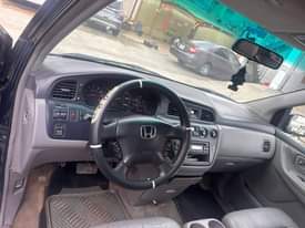 A picture of 2005 HONDA Odyssey