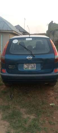 A picture of Almera tino car