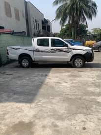 A picture of 2012 Toyota hilux