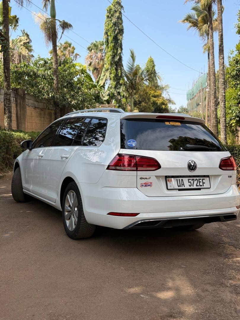 A picture of Vw passat