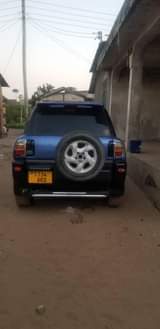 A picture of RAV4 kipis