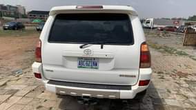 A picture of Clean Toyota 4RUNNER 2004 model First body 3m net price