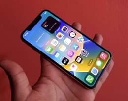 A picture of iPhone X 64GB