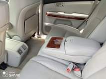 A picture of 2007 model lexus rx 350