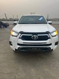 A picture of 1 month used Toyota hilux 2016 upd to 2022 model