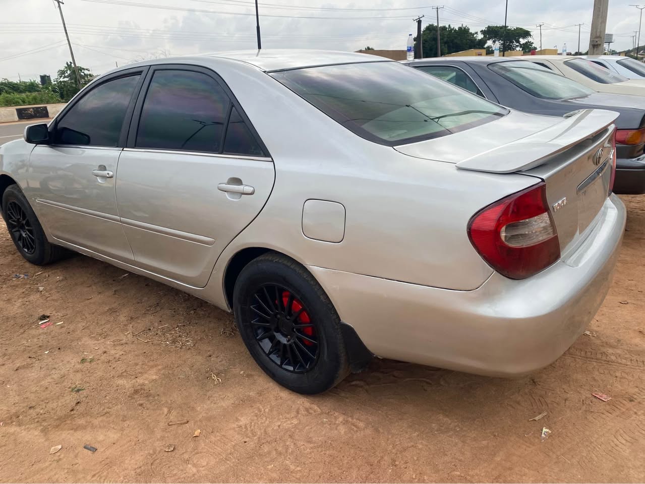 A picture of 2004 Toyota Camry
