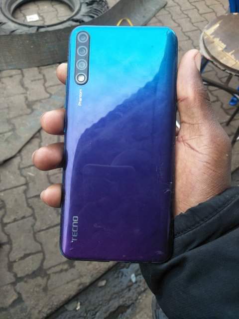 A picture of Tecno Phantom 9