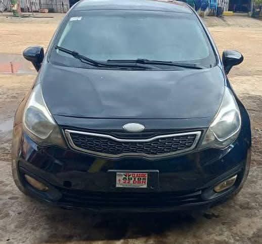 A picture of Kia Rio 2012