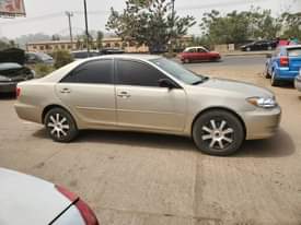 A picture of Direct 06 Camry with