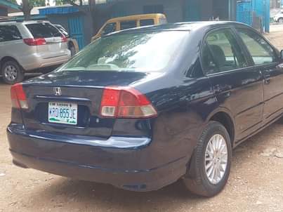 A picture of Honda civic 2004