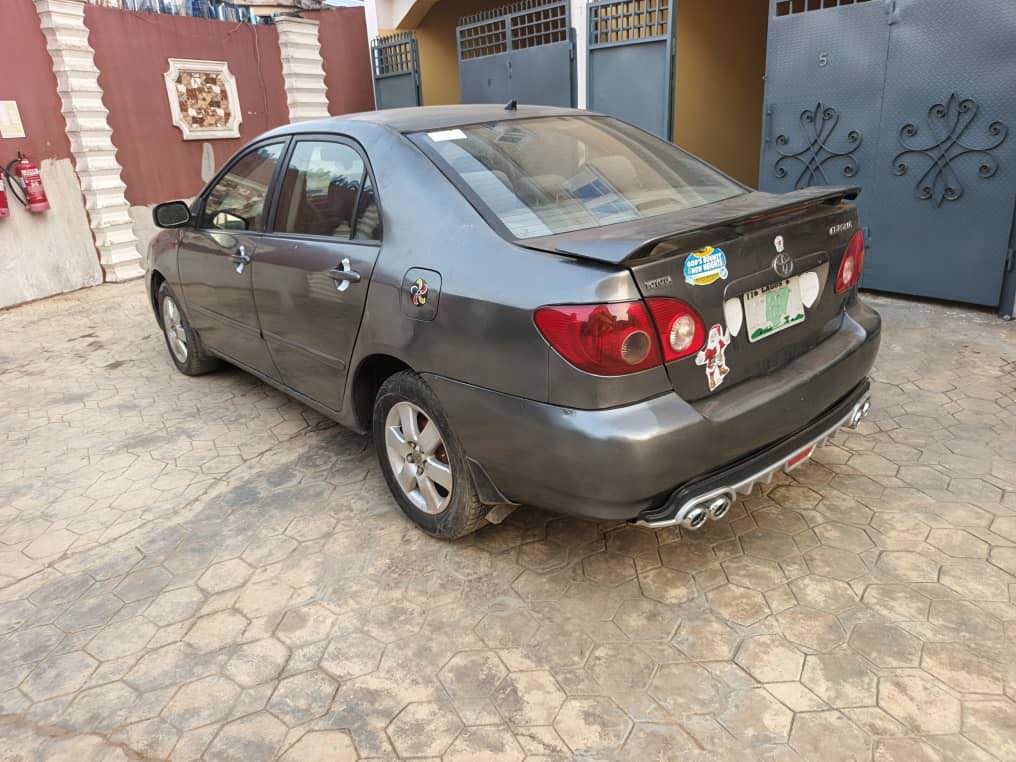 A picture of Toyota Corolla 2006