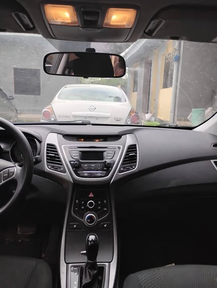 A picture of 015 HYUNDAI ELANTRA TOKS TOKS FOREIGN USED