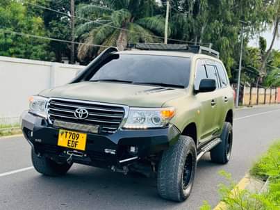 A picture of Land cruiser 200 series